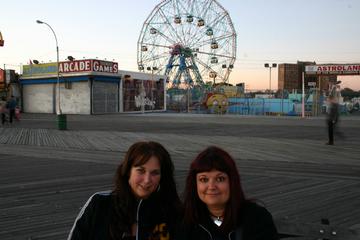 03-jen-and-lilia.jpg