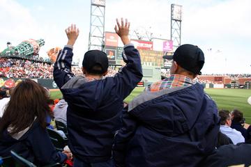 giants-throwithere.jpg